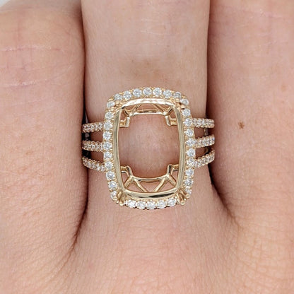 18k Elongated Cushion Shape Semi Mount Ring