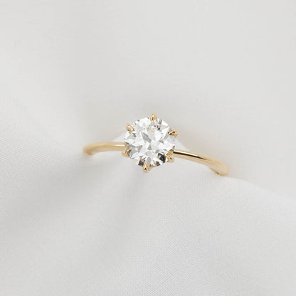 18K Old Mine Round Diamond Engagement Ring