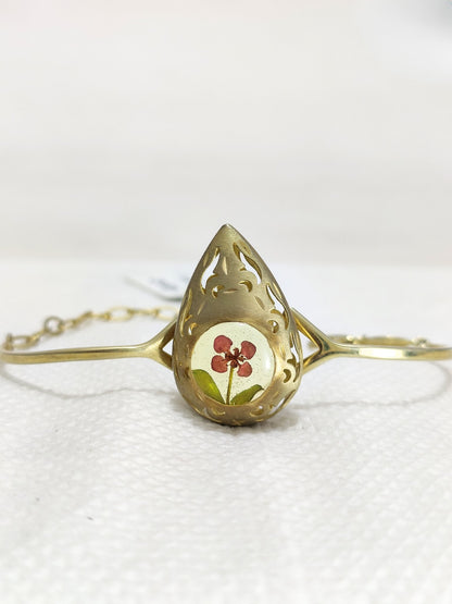 Real Flower Pear Shape Antique Gold Plated Bracelet