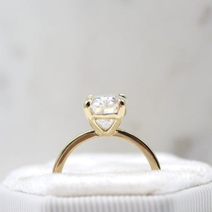 0.25 TO 2.00 CT Oval Solitaire Engagement Ring