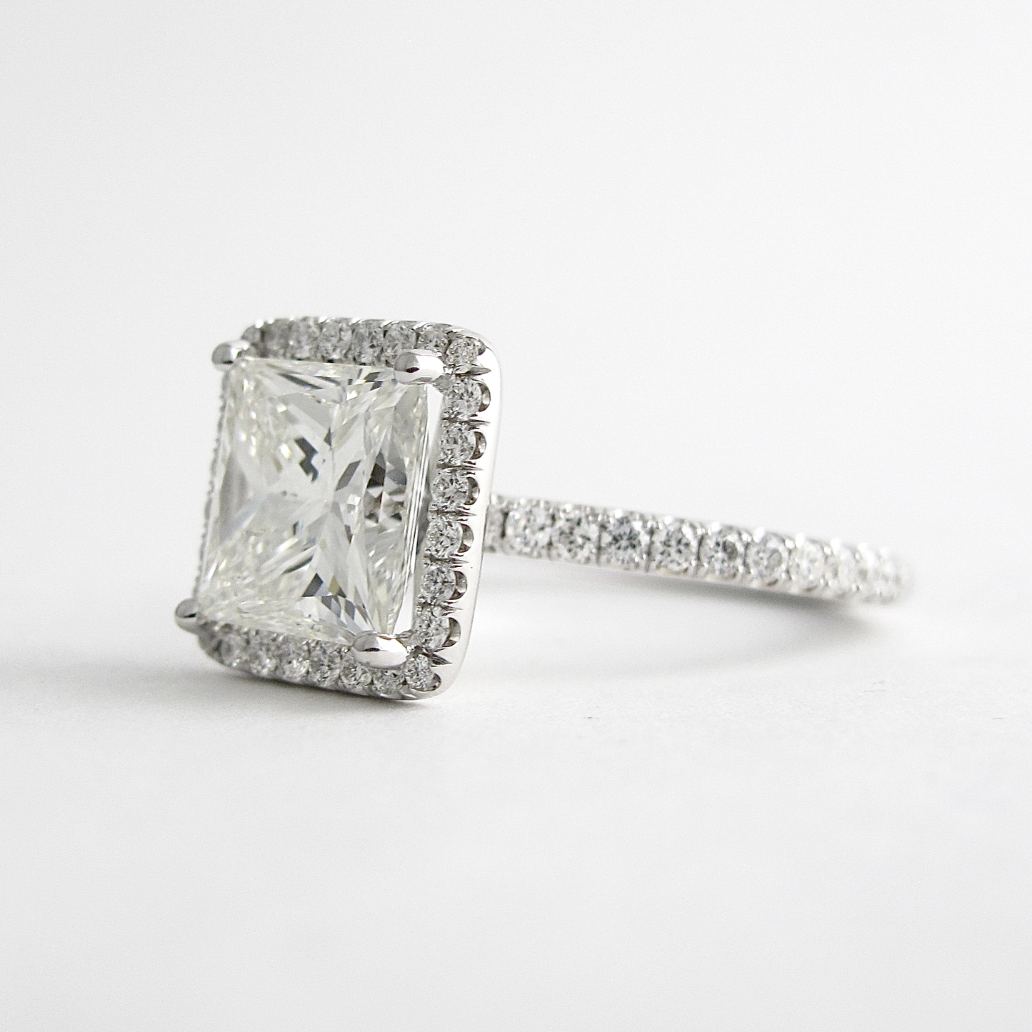 Princess Cut Diamond Halo Engagement Ring