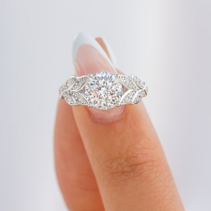 14K Round Cut Vintage Style Diamond Ring