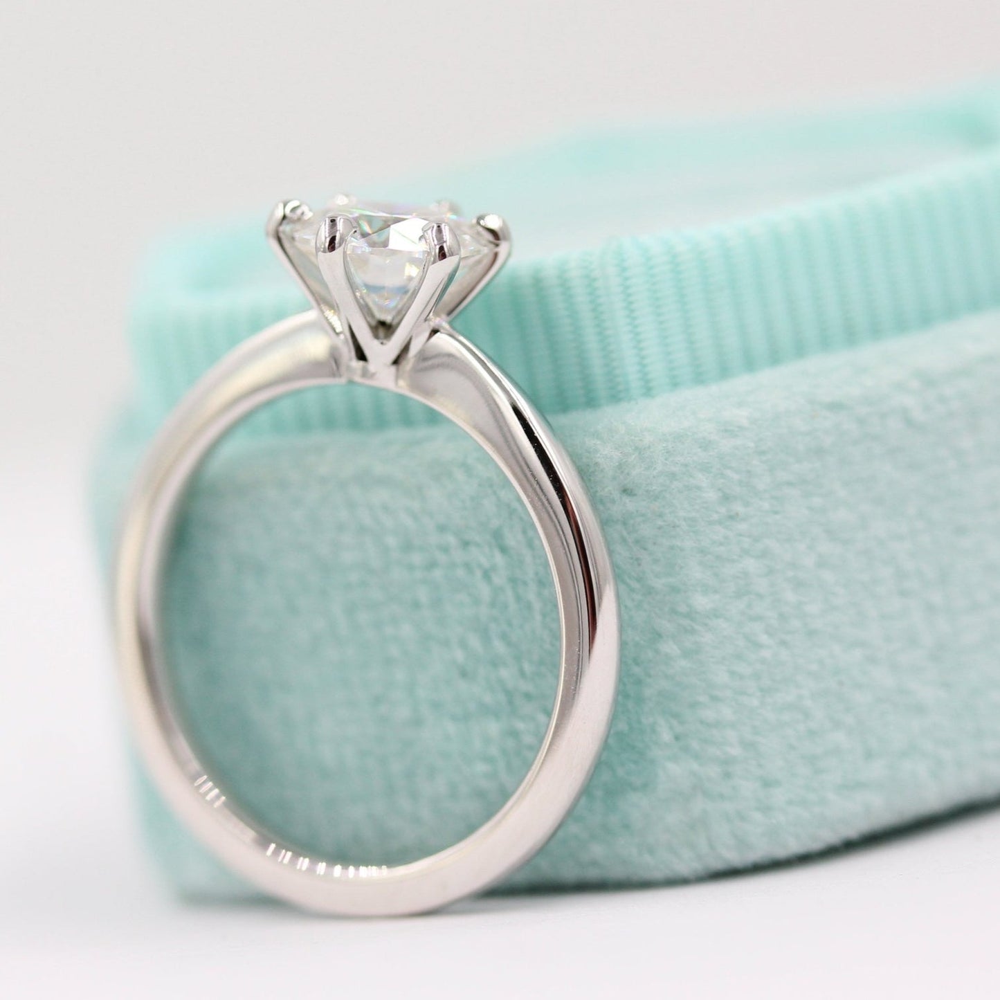 Round Cut Pinched Solitaire Diamond Ring