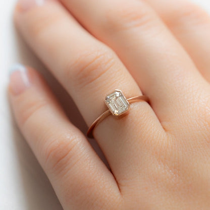 10k Bezel Setting Emerald Cut Diamond Wedding Ring