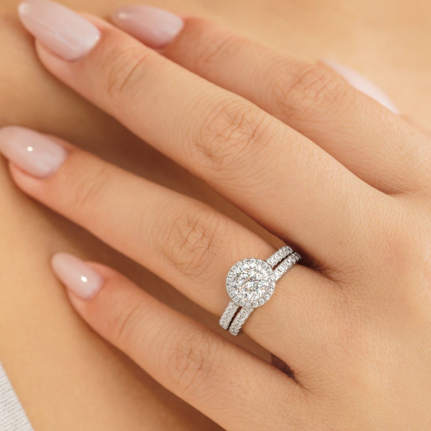 1.50 CT  Round Diamond Bridal Set Ring For Her