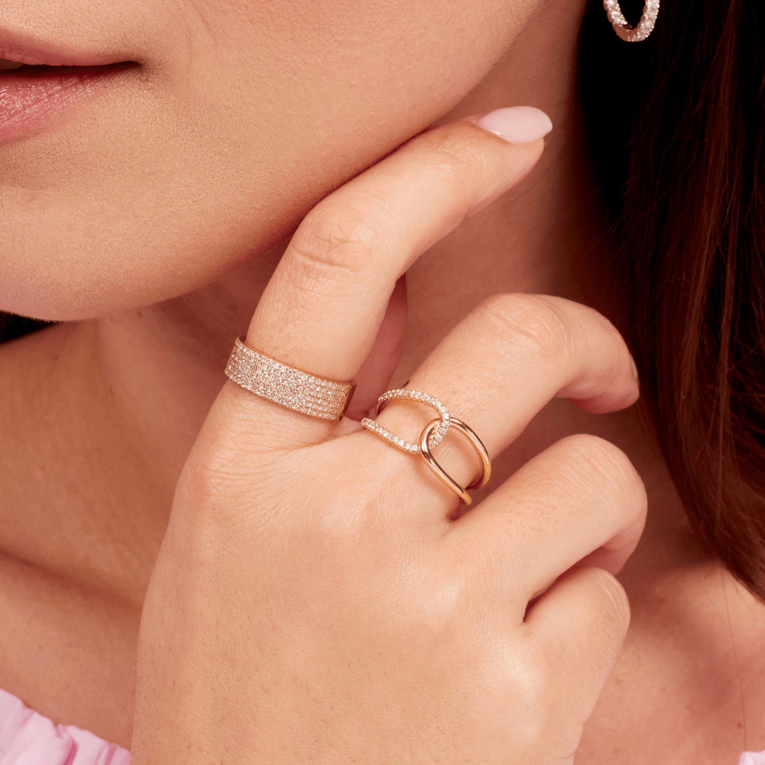 Women Dainty Diamond Infinity Ring in 14k Gold