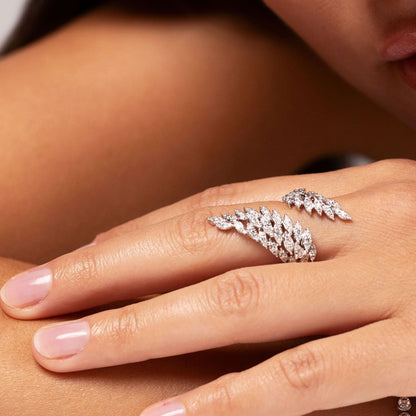 Round Cut Diamond Vintage Wedding Ring