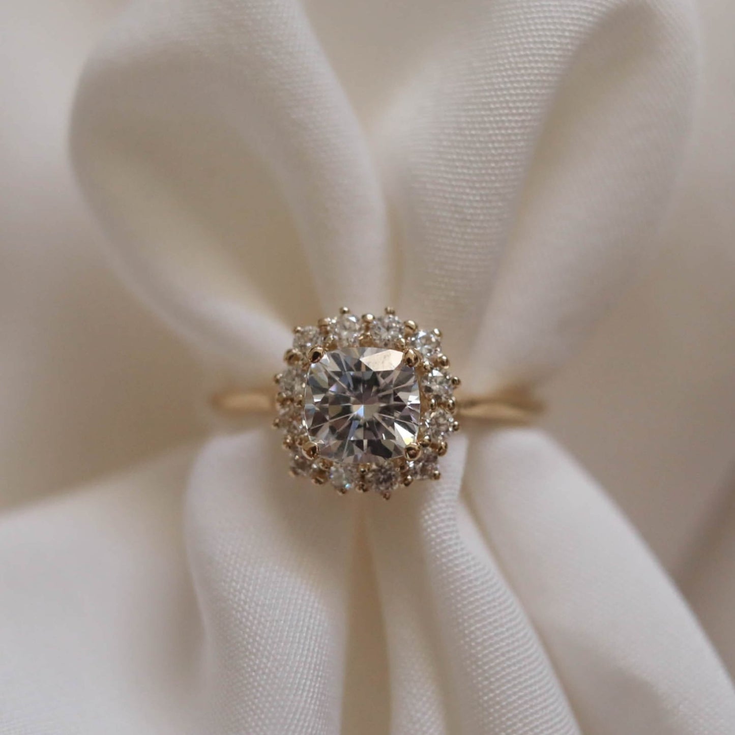 10K Cushion Cut Moissanite Halo Vintage Wedding Ring For Wife