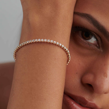 Round Cut Lab Grown Diamond Tennis Bracelet For Wife