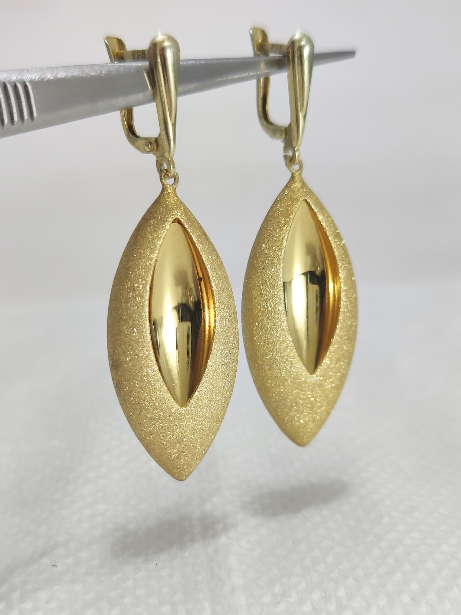 Marquise Shape Shining Mirror Earring