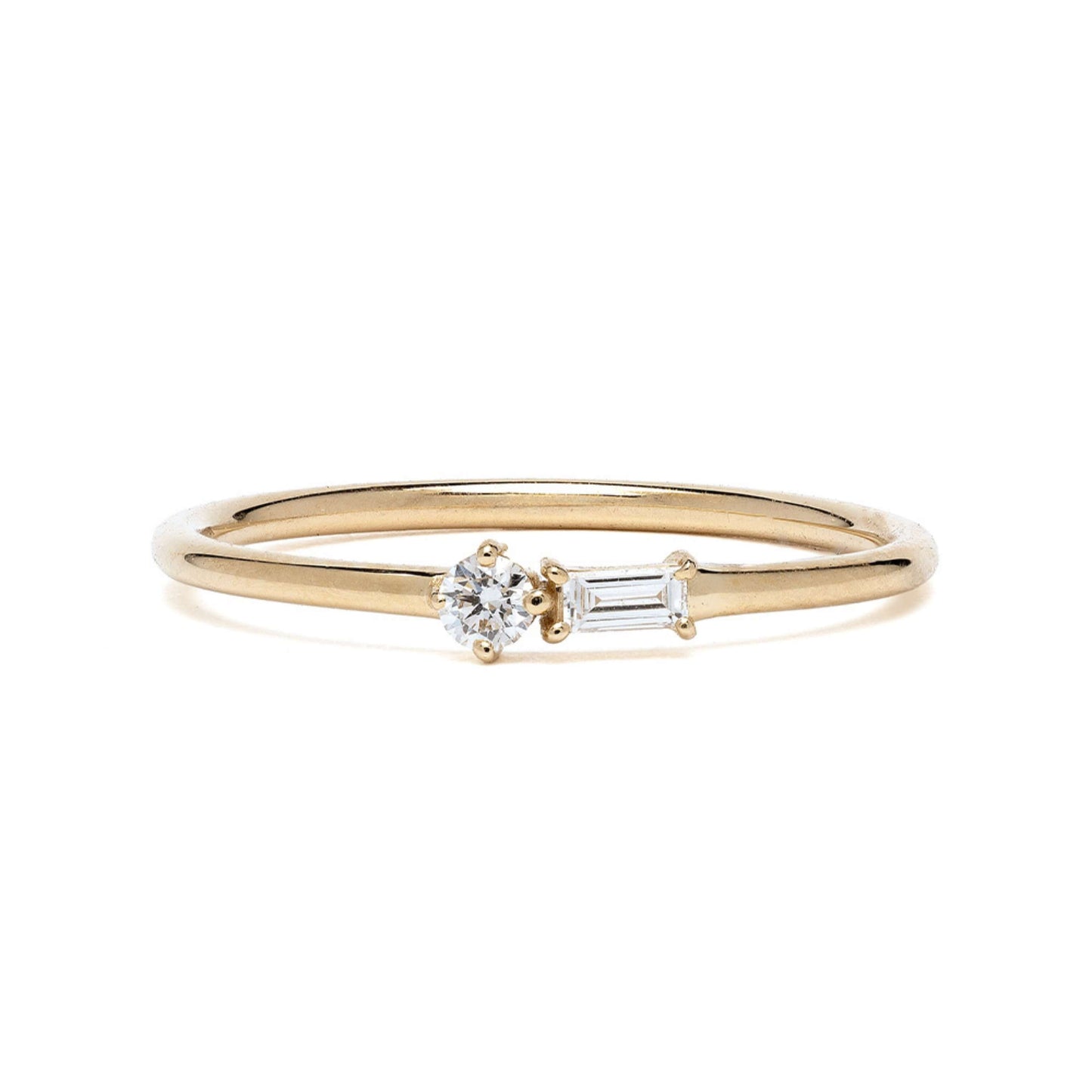 Baguette Cut Round Cut Diamond Ring