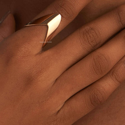 Boomerang Vanki Gold Ring