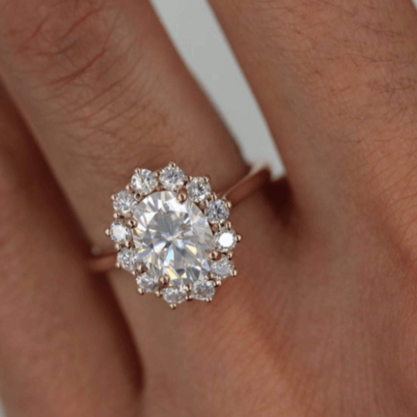 Luxury Diamond Engagement Ring