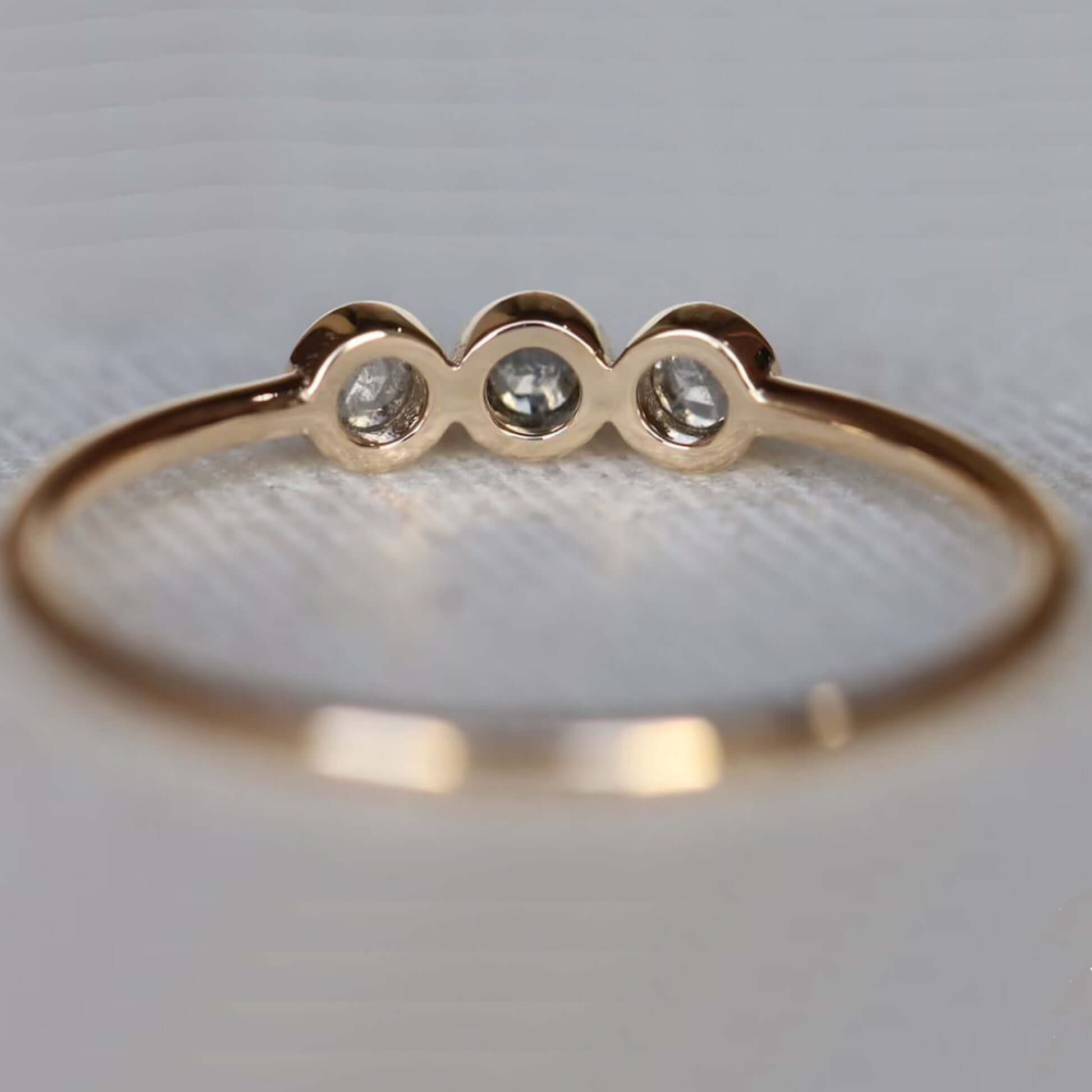 Minimalist Ring Triple Diamond Ring