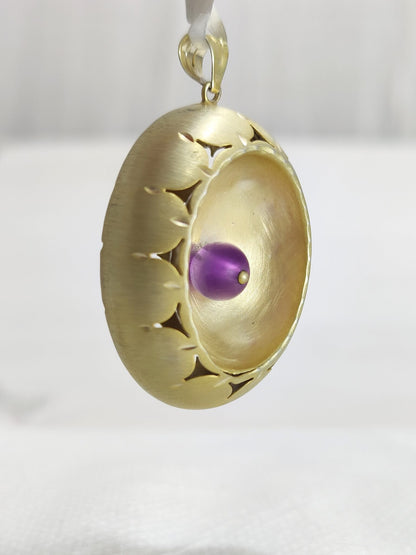 Oval Shape Pearl Gold Plated Pendant