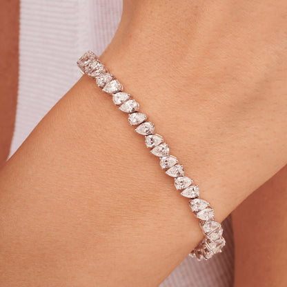 Pear Cut Diamond Tennis Bracelet 