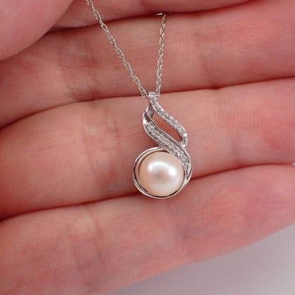 Pearl Birthstone Pendant Necklace