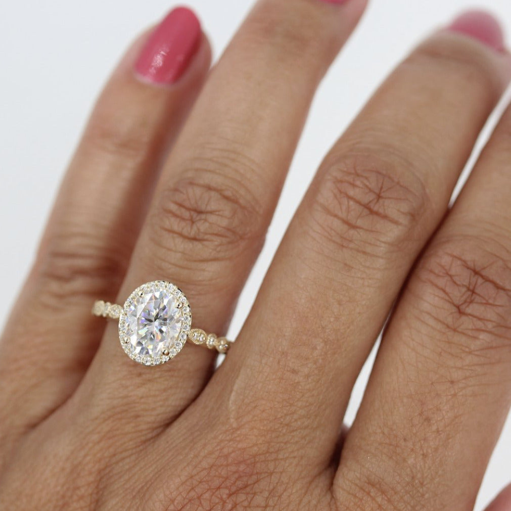 Round Cut Halo Ring