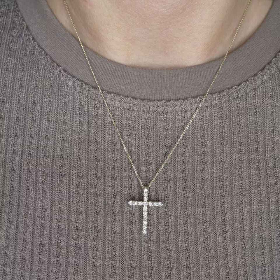 Round Diamond Cross Pendant