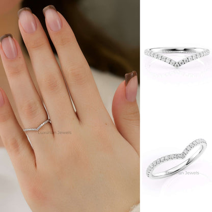 Round Shaped Curved Moissanite Stacking Ring