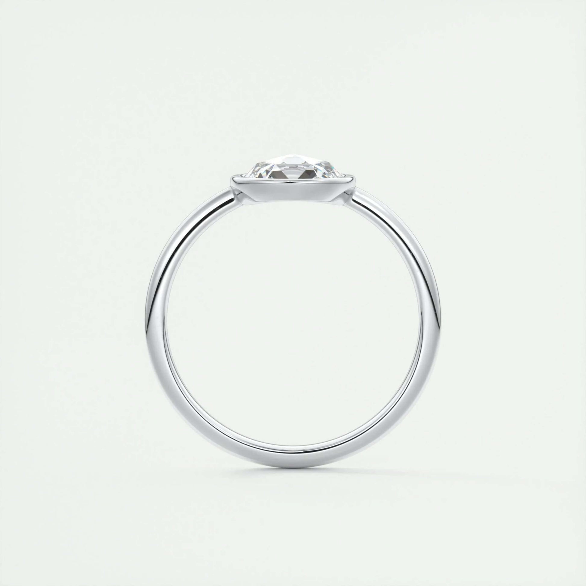 Simple round diamond ring