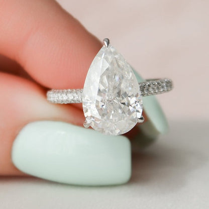 Three Stone Engagement Rings