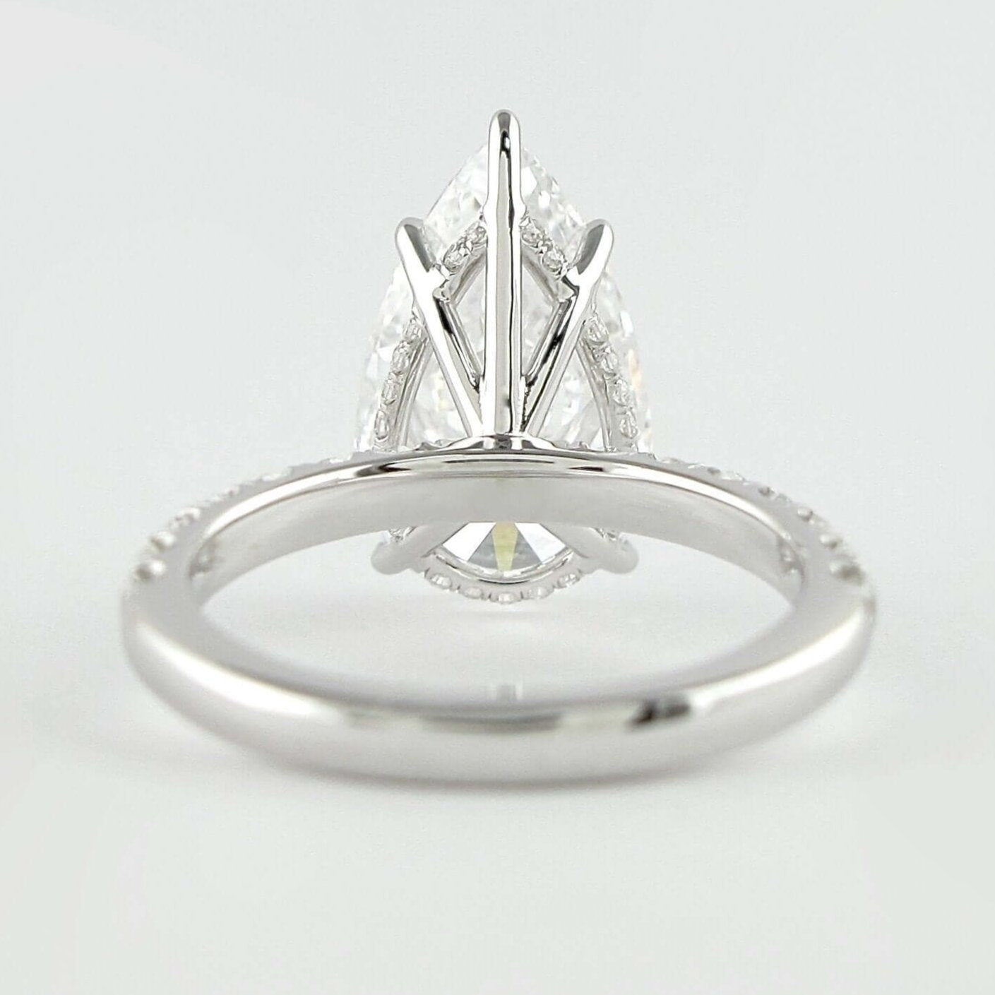 Women Pear Engagement Ring