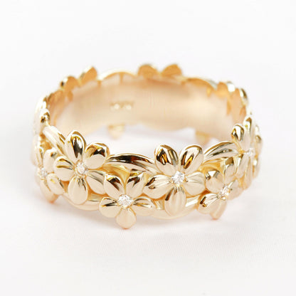 Round Cut Floral  Statement Band